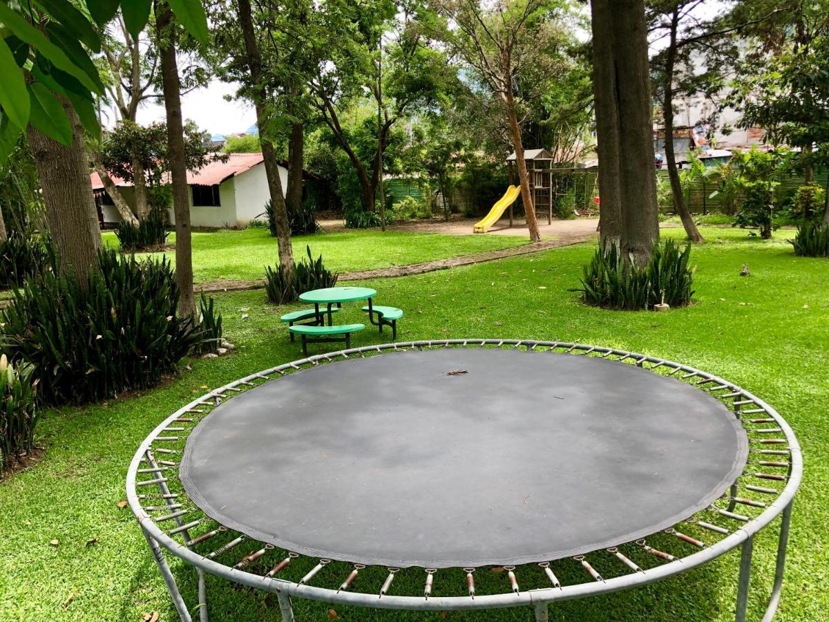 Hotel Rancho Grande Inn Panajachel Kültér fotó