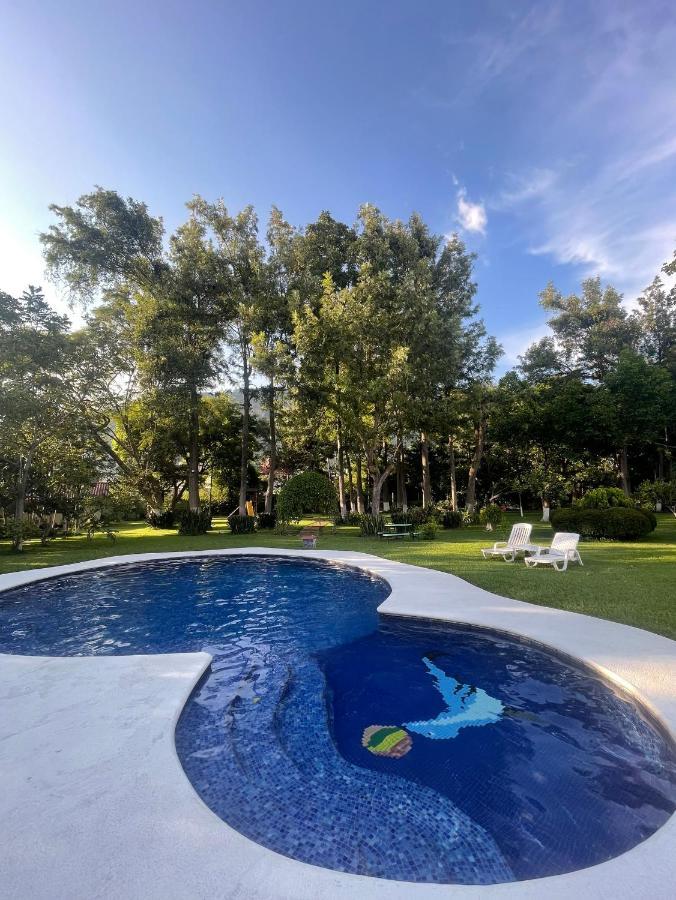 Hotel Rancho Grande Inn Panajachel Kültér fotó