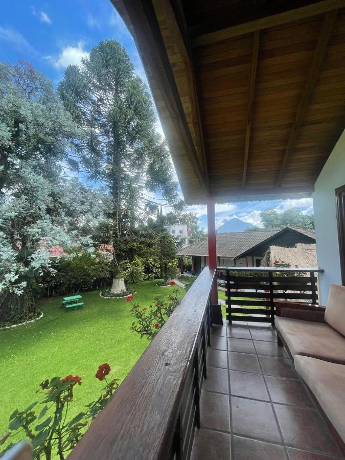Hotel Rancho Grande Inn Panajachel Kültér fotó